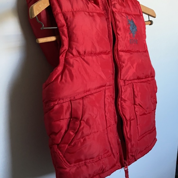U.S. Polo Red Puffer Vest Boys size S/8 - Picture 4 of 7